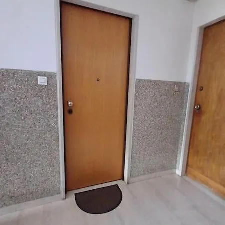 Apartamento Casa Fiume, Accogliente Bilocale Rávena